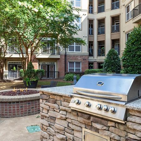 The Arboretum Apartments By Barsala Cary Exterior photo